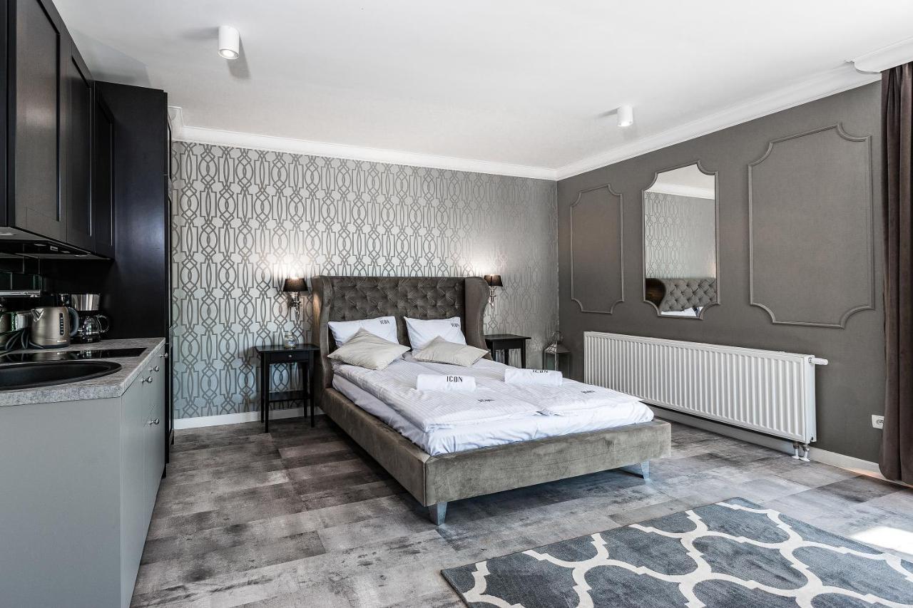 Icon Apartments